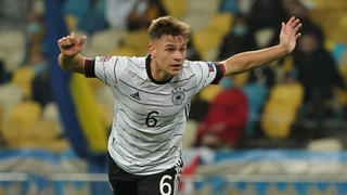 Joshua Kimmich Deutschland Germany - 10.10.2020: Ukraine vs. Deutschland, UEFA Nations League, 3. Spieltag, Olympiastadion Kiew DISCLAIMER: DFB regulations prohibit any use of photographs as image sequences and/or quasi-video. *** Joshua Kimmich Germany Germany 10 10 2020 Ukraine vs Germany, UEFA Nations League, 3 Matchday, Olympic Stadium Kiev DISCLAIMER DFB regulations prohibit any use of photographs as image sequences and or quasi video