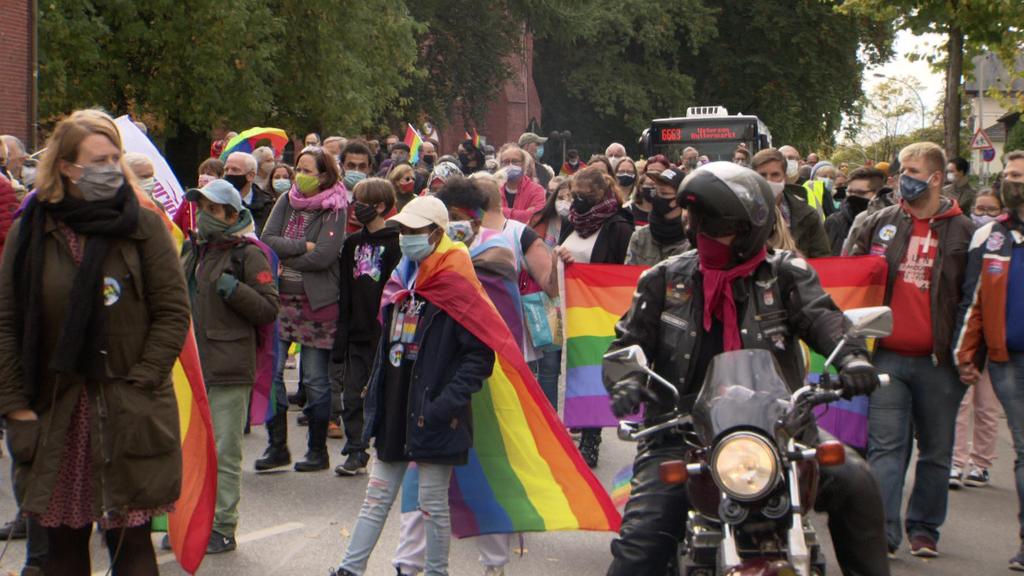 Nach Angriff auf lesbisches Paar in Pinneberg