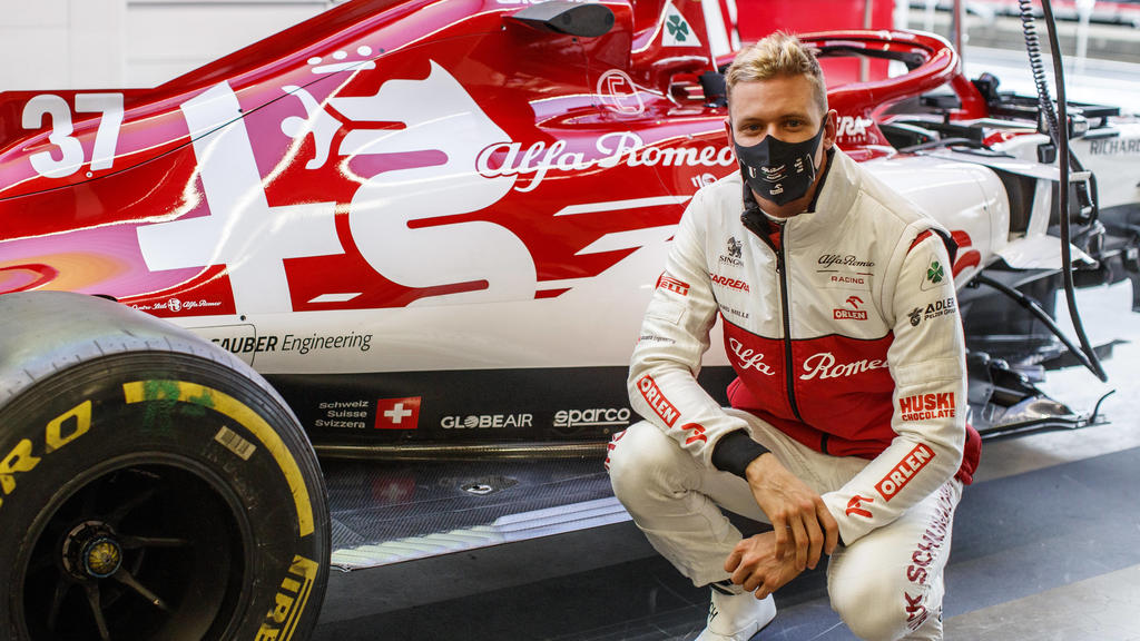 SCHUMACHER Mick ger, Alfa Romeo Racing ORLEN C39, portrait during the Formula 1 Aramco Grosser Preis Der Eifel 2020, Eifel Grand Prix, from October 9 to 11, 2020 on the Nürburgring, in Nürburg, Germany FORMULE 1 : Grand Prix Eifel -Nurburgring - 08