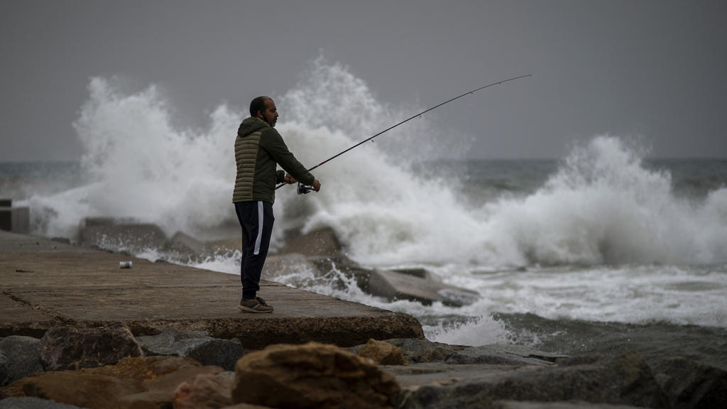 Sturm traf auch Frankreich und Spanien.