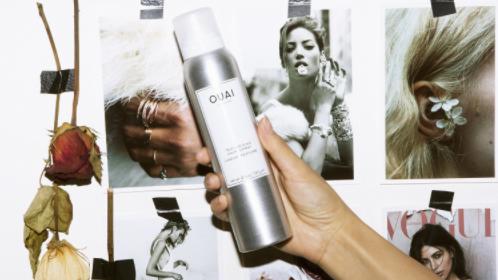 Ouai texturierendes Haarspray.