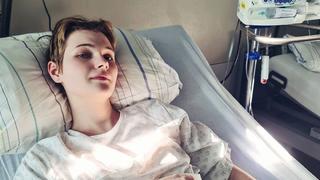 Ex-GNTM-Teilnehmerin Lucy Hellenbrecht meldet sich nach ihrer Geschlechtsanpassungs-OP aus dem Krankenhaus.