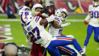 Nov 15, 2020; Glendale, Arizona, USA; Arizona Cardinals wide receiver DeAndre Hopkins (center) catches a Hail Mary pass for a touchdown in the closing seconds of the game against the Buffalo Bills at State Farm Stadium. Mandatory Credit: Mark J. Rebilas-USA TODAY Sports