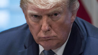  United States President Donald J. Trump participates in a round table meeting on education in the Cabinet Room of the White House in Washington, DC on Monday, December 9, 2019. PUBLICATIONxINxGERxSUIxAUTxONLY Copyright: xSarahxSilbigerx