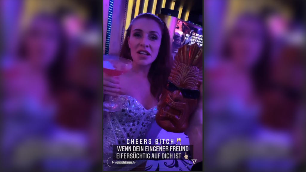 Jetzt erst recht: Während es in Rafi Rachek brodelt, vergnügt Sam Dylan sich mit Georgina Fleur in Dubai.
