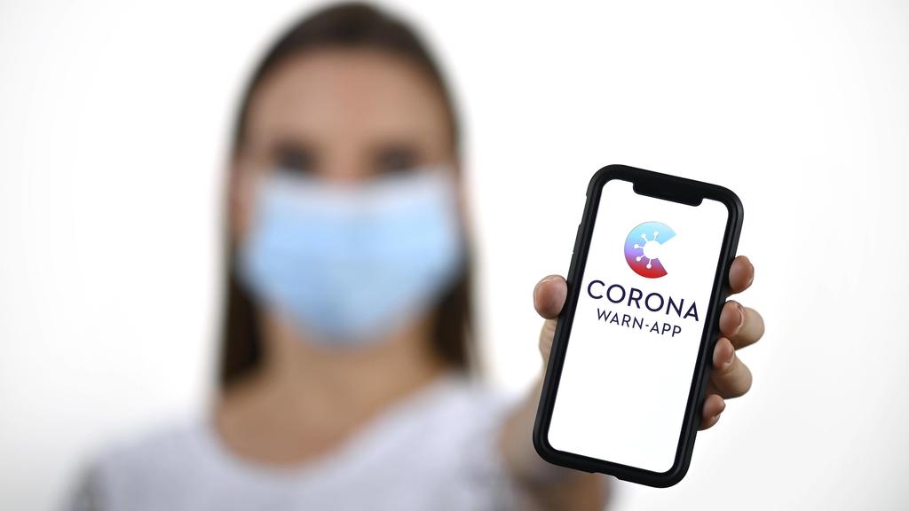 Die Bundesregierung plant Software-Updates der Corona-Warn-App.