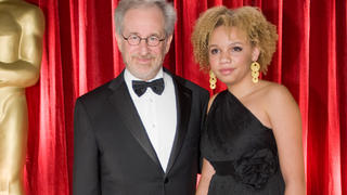 Steven Spielberg und Tochter Mikaela Spielberg