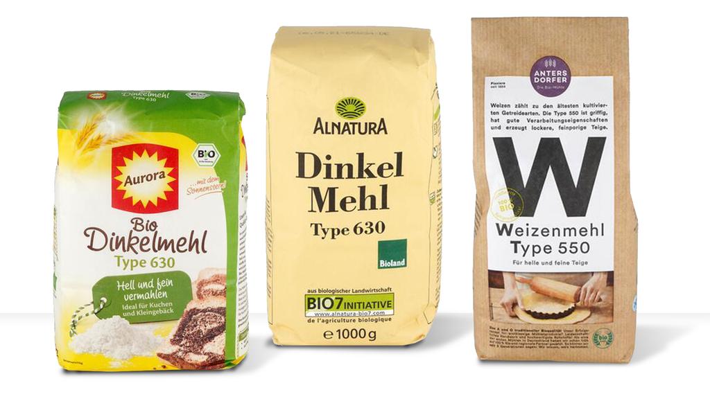 Drei Packungen Mehl die bei ÖKO-Test mit sehr gut abgeschnitten haben