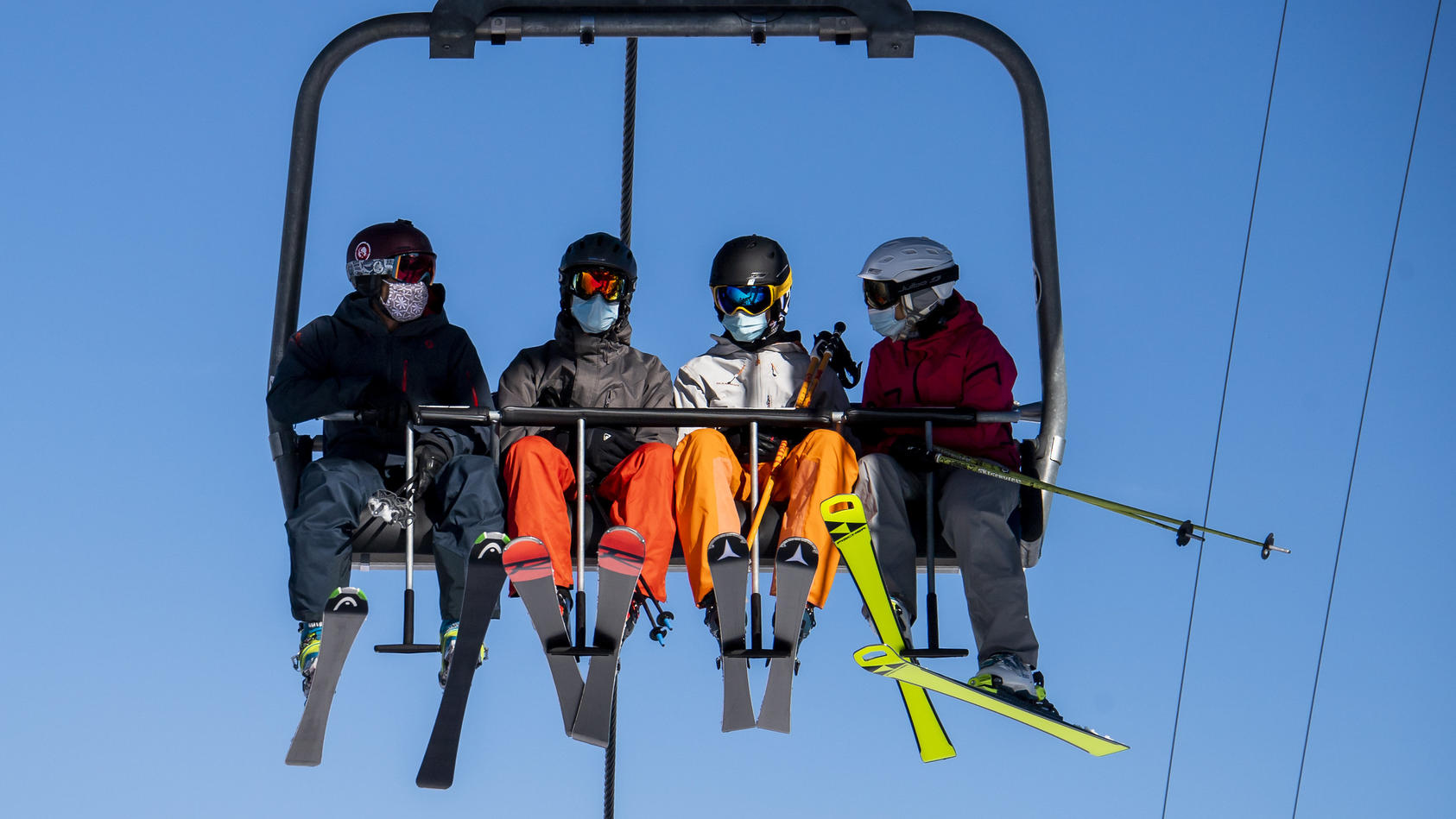 Der Tourismusbeauftragte der Bundesregierung, Thomas Bareiß, will trotz Corona kein Verbot der Skisaison