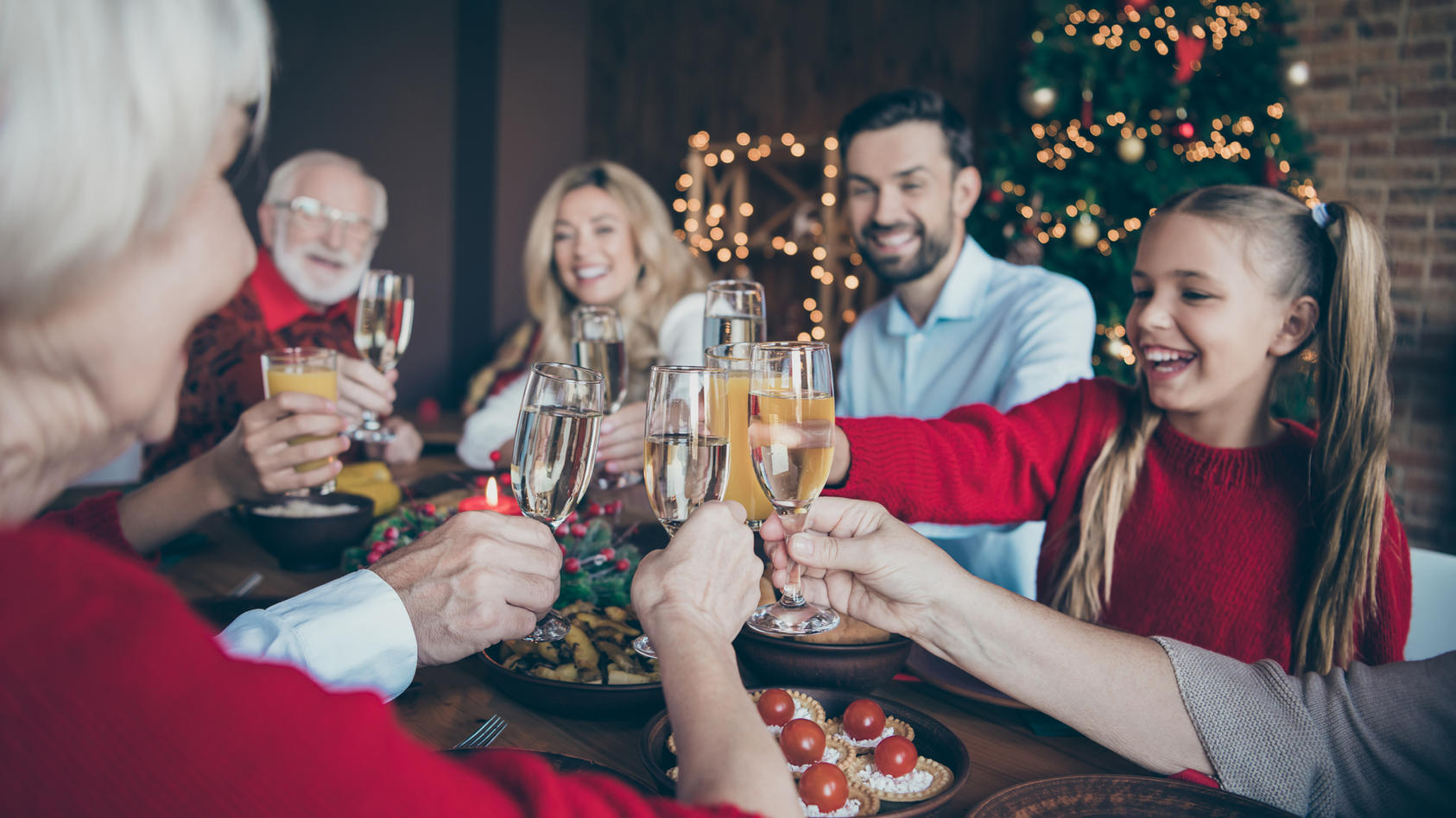 Weihnachten Mit Der Familie Feiern Diese Corona Regeln Gelten Zum Fest