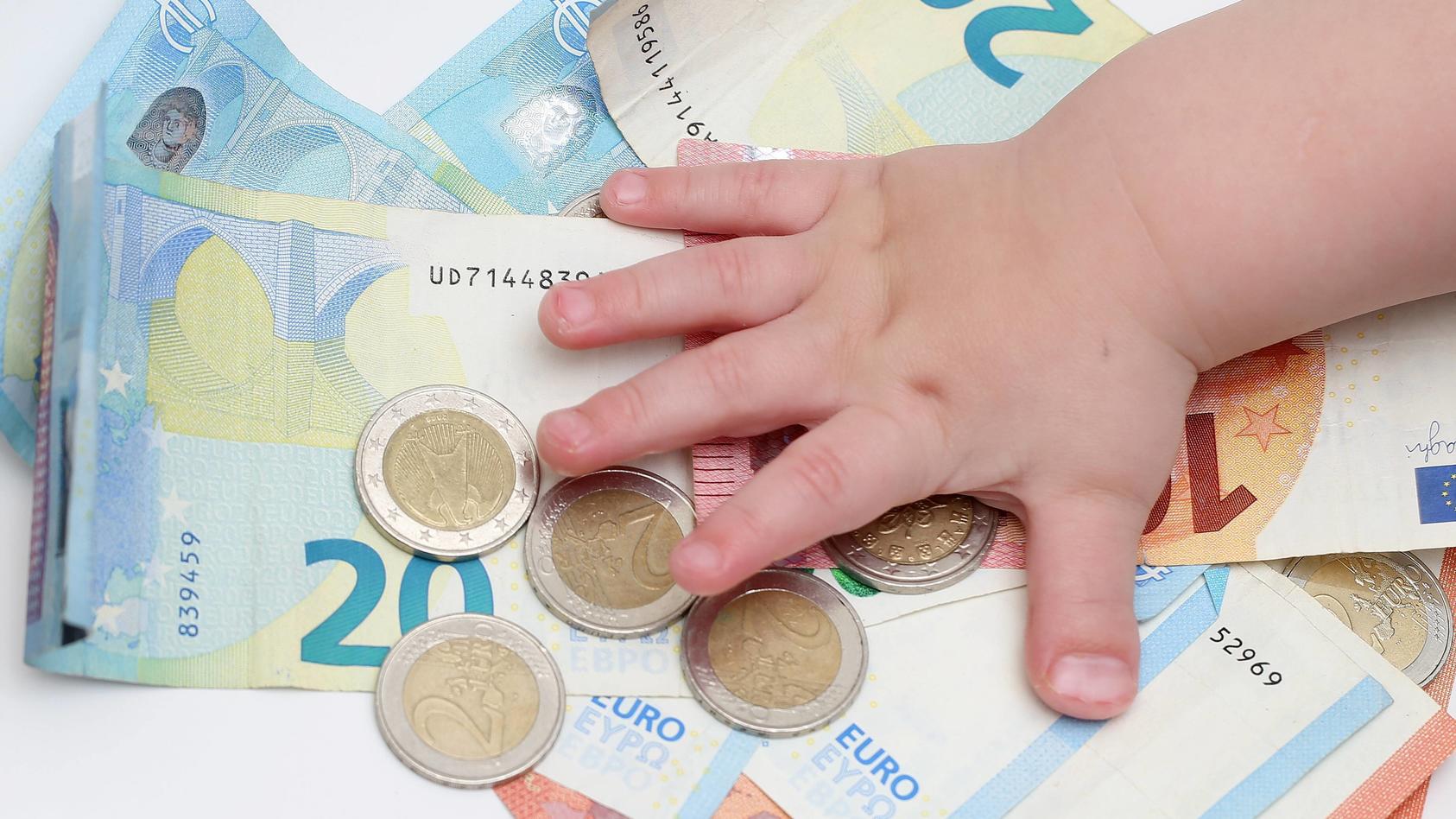 Bundesrat Bestatigt Kindergeld Erhohung Um 15 Euro Pro Kind