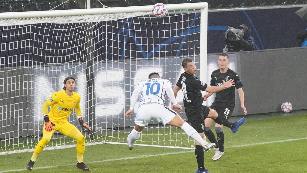 GER, UEFA CL, Borussia Moenchengladbach GER vs. Inter Mailand ITA / 01.12.2020, Borussia Park, Moenchengladbach, Championsleague, Vorrunde, 5. Spieltag, GER, UEFA CL, Borussia Moenchengladbach GER vs. Inter Mailand ITA, UEFA regulations prohibit any