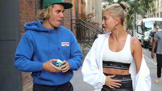 Engaged couple singer Justin Bieber and model Hailey Baldwin chat as they go for a walk on July 12 2018 in New York City Justin BieberHailey Baldwin New York United States PUBLICATIONxINxGERxSUIxAUTxONLY 592473