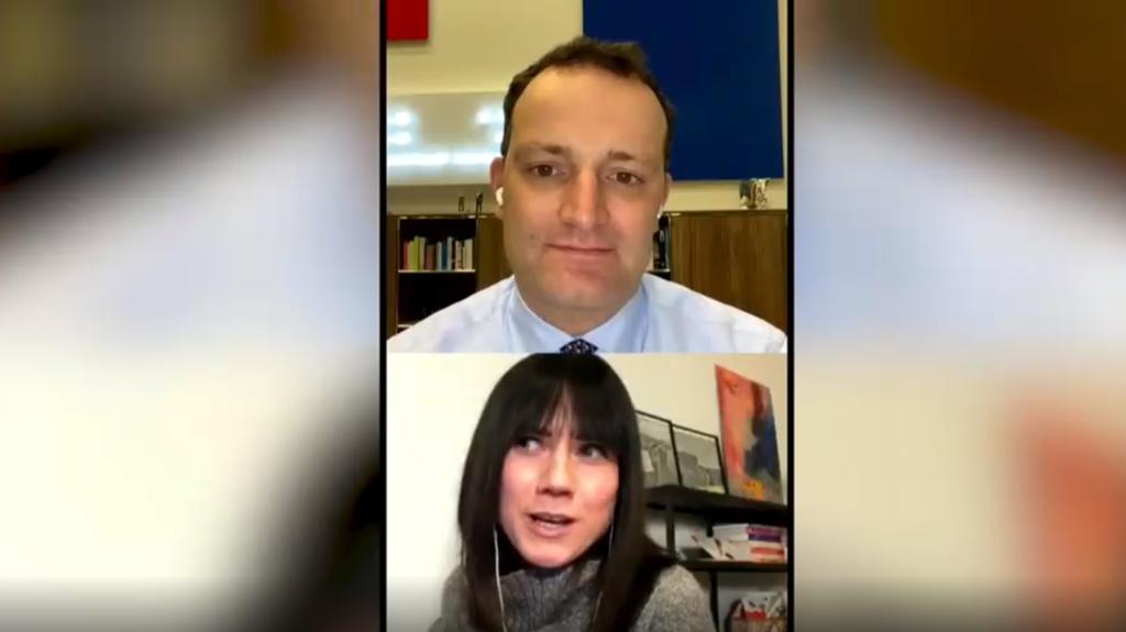 Gesundheitsminister Jens Spahn im legeren Lock bei Instagram