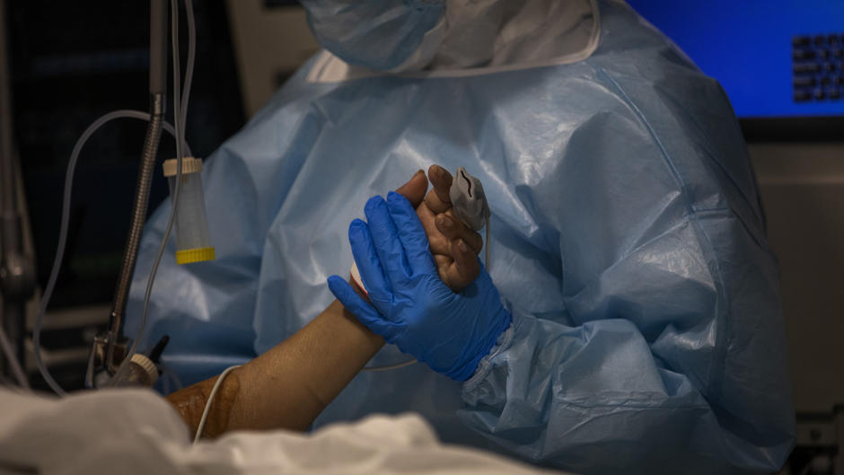 USA Jüdischer Arzt rettet Covid19Patient mit HakenkreuzTattoo