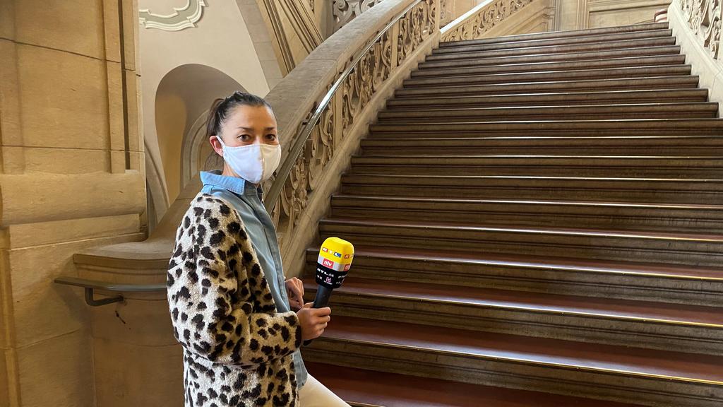 RTL-Reporterin Samina Faizi verfolgt den Abou-Chaker-Prozess von Anfang an.