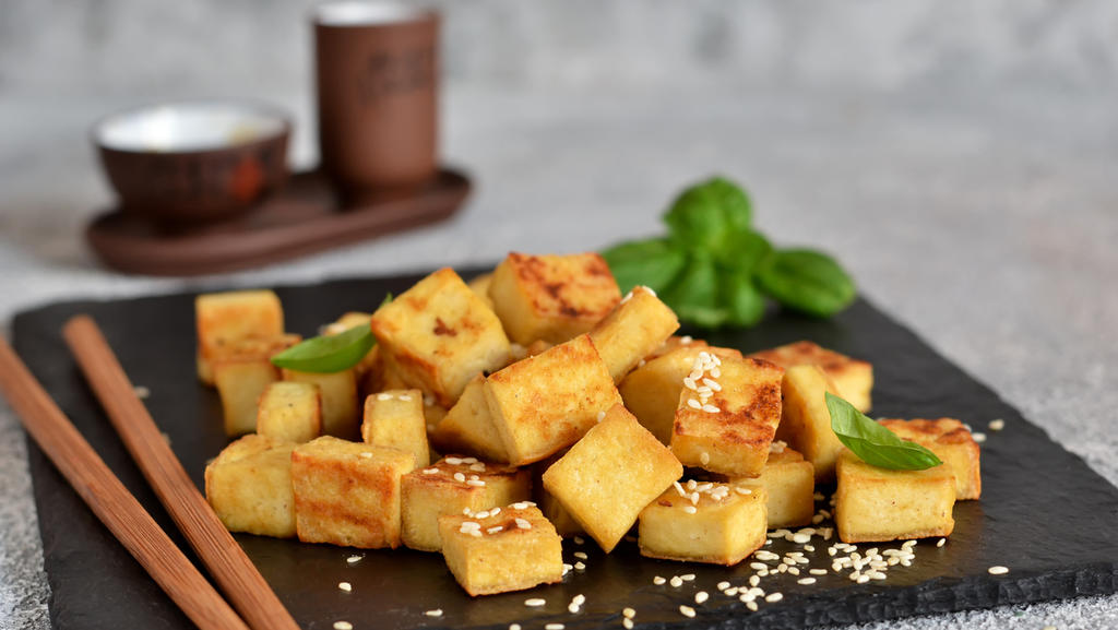 Gebratener Tofu - so schmeckt der Sojakäse Anfängern meist am besten