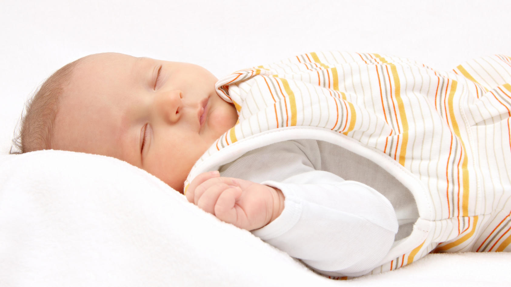 viele-babyschlafsacke-sind-nicht-sicher-symbolbild