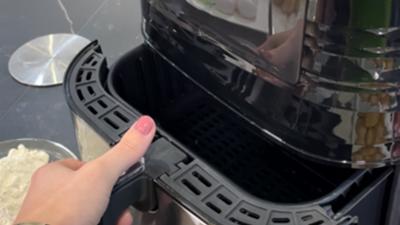 Heißluftfritteuse auf dem Prüfstand