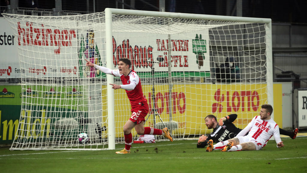 09.01.21 SC Freiburg - 1. FC Köln Deutschland, Freiburg, 09.01.2021, Fussball, Bundesliga, Saison 2020/2021, SC Freiburg: Roland Sallai SC Freiburg Jubel Tor 3:0 Sallai, DFL/DFB REGULATIONS PROHIBIT ANY USE OF PHOTOGRAPHS AS IMAGE SEQUENCES AND/OR Q