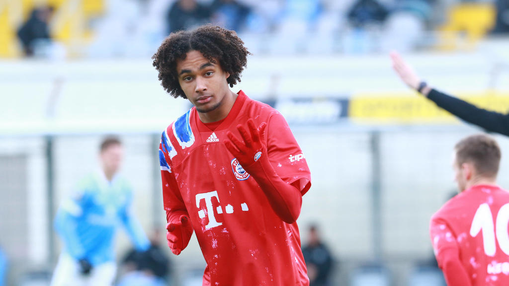 Joshua Zirkzee FCB II, gestikuliert Fussball, 3. Liga, FC Bayern München II - TSV 1860 München, Gruenwalderstadion 09.01.2021 FOTO: Mladen Lackovic / LakoPress *** Joshua Zirkzee FCB II , gestures Football, 3 Liga, FC Bayern Munich II TSV 1860 Munich