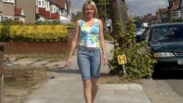 Wo ist Petras Zalynas? Die britische Polizei sucht den 50-Jährigen im Zusammenhang mit einem Mord im Westen Londons und vermutet, dass er sich nach Deutschland abgesetzt hat.