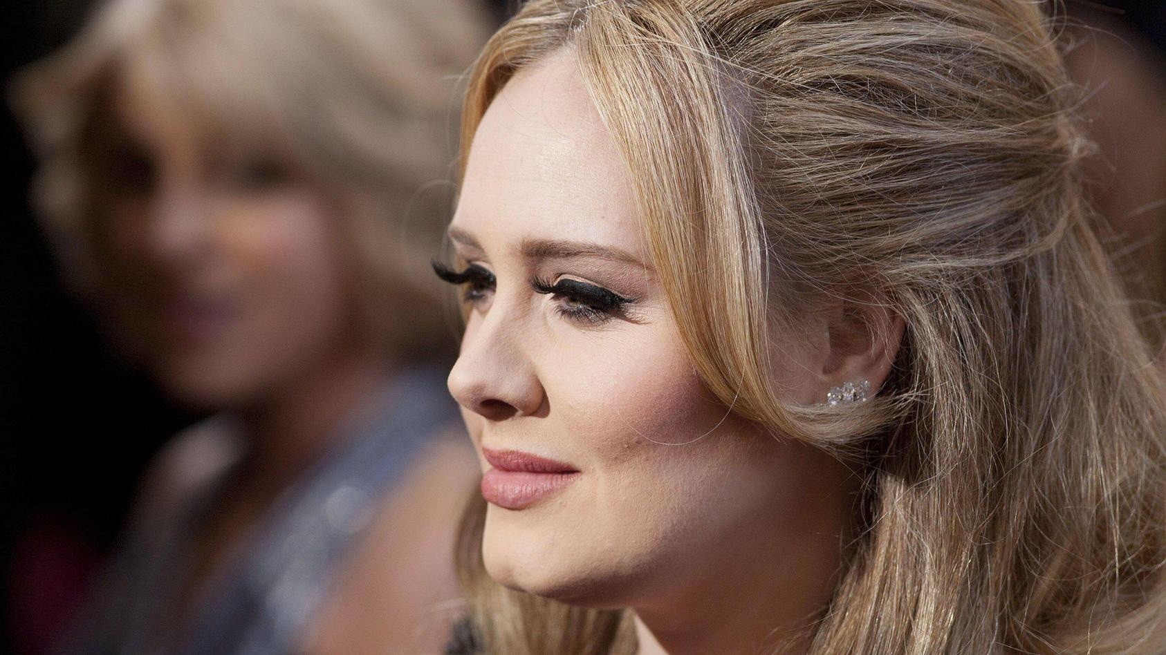 Sängerin Adele soll sich mit ihrem Ex geeinigt haben.