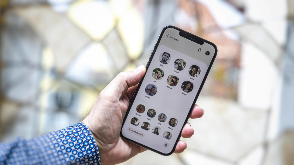 Clubhouse und der Datenschutz. Die angesagte Hype-App ist umstritten. // DEU, Deutschland, 18.01.2021. *** Clubhouse and privacy The hip hype app is controversial DEU, Germany, 18 01 2021