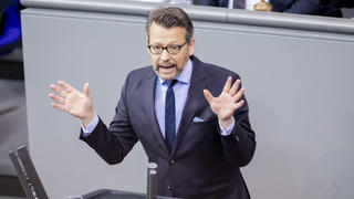 11.12.2020, Berlin: Otto Fricke (FDP), Mitglied des Deutschen Bundestages, spricht während der Debatte zum Etat des Bundesministeriums für Arbeit und Soziales im Bundeshaushalt 2021 im Bundestag. Foto: Christoph Soeder/dpa +++ dpa-Bildfunk +++