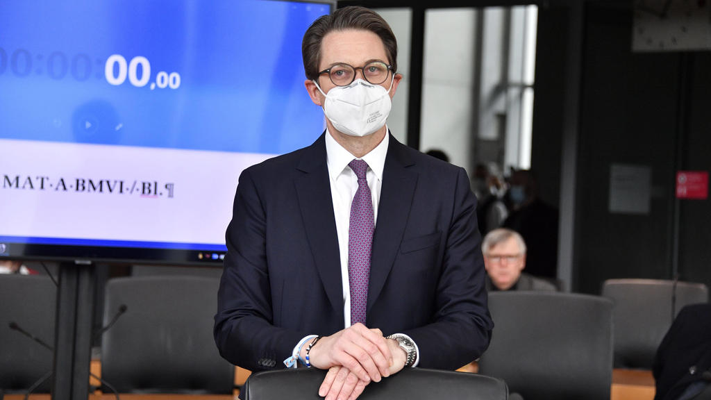 Andreas Scheuer bei der öffentlichen Vernehmnng in der Sitzung des 2. Untersuchungsausschusses Pkw-Maut im Marie-Elisabeth-Lüders-Haus. Berlin, 27.01.2021 *** Andreas Scheuer during the public interrogation in the meeting of the 2 committee of inqui