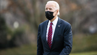  US President Joe Biden returns to the White House after a short visit with wounded veterans at Walter Reed Medical Center in Washington, DC, USA, 29 January 2021. PUBLICATIONxNOTxINxUSA Copyright: xShawnxThewx/xPoolxviaxCNPx/MediaPunchx