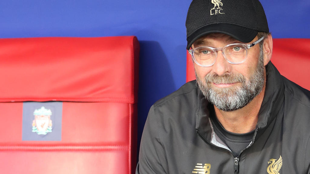 ARCHIV - 01.06.2019, Spanien, Madrid: Fußball: Champions League, Finale Tottenham Hotspur - FC Liverpool im Wanda Metropolitano Stadion. Trainer Jürgen Klopp von Liverpool sitzt auf der Bank. (zu dpa «WHO: Deutschland braucht Jürgen-Klopp-Effekt in d