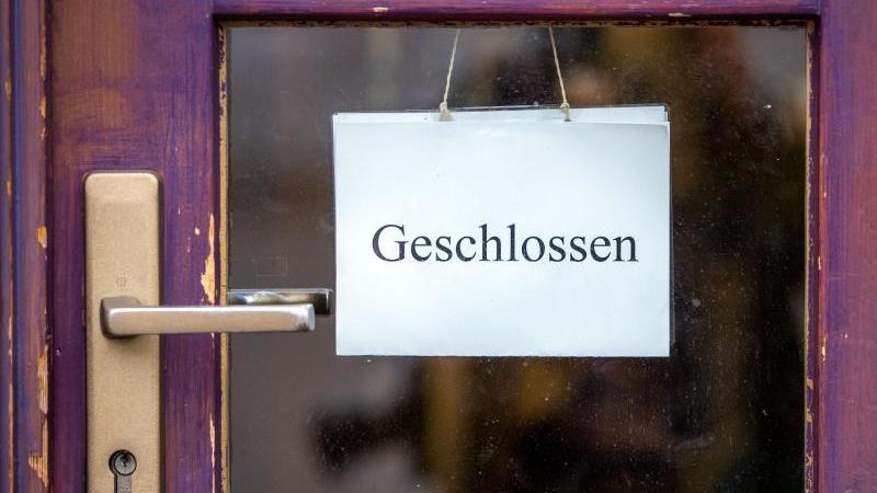 Die Geschäfte sind weiterhin geschlossen und die Stimmung in der Wirtschaft ist "katastrophal". Foto: Jens Büttner/dpa-Zentralbild/dpa