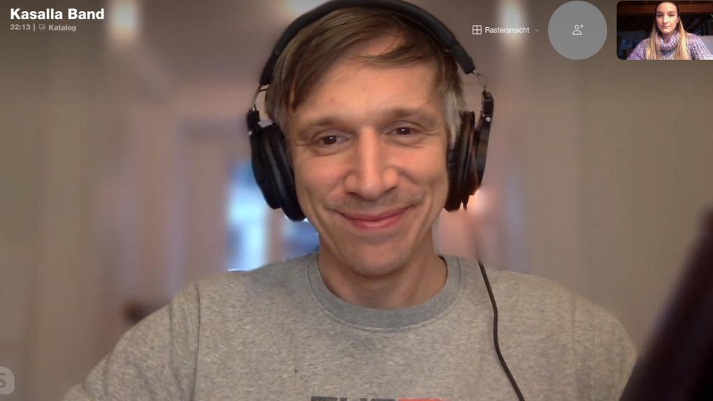 Skype-Fester in dem Basti Campmann sieht.