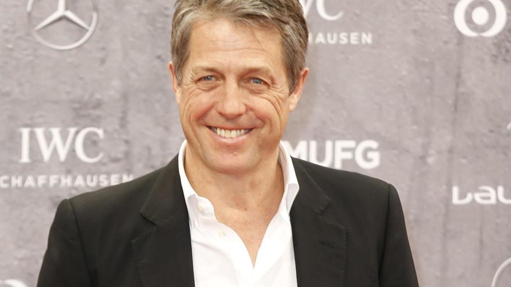 Hugh Grant ist für seine Rollen in Liebeskomödien bekannt.