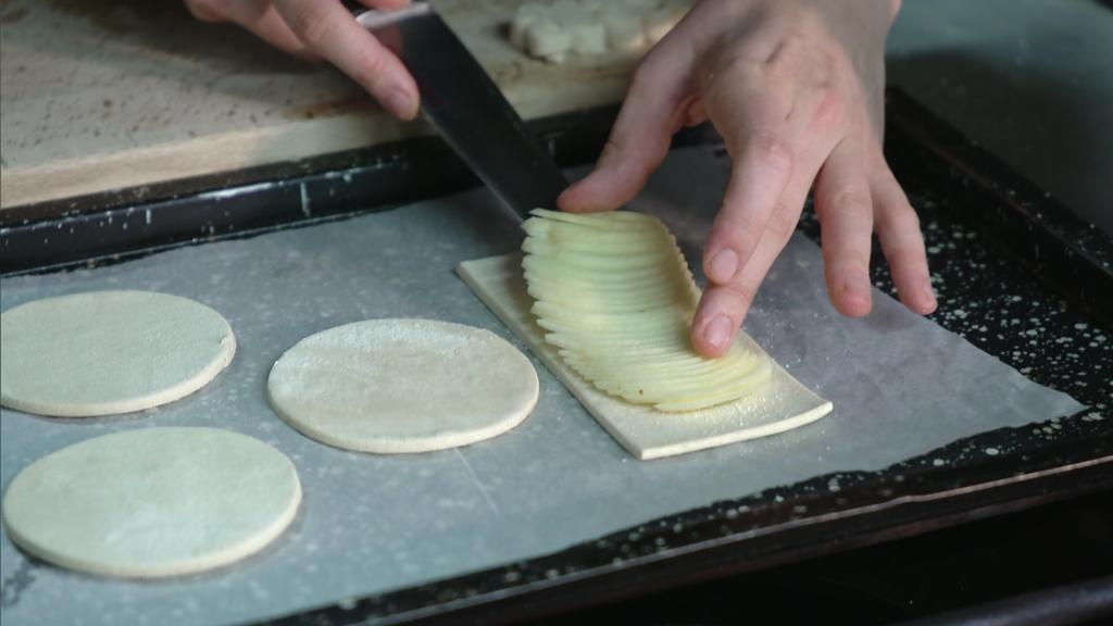 So macht man die Apfel-Blätterteig-Tarte