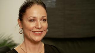 Schlagerstar Michelle spricht im RTL-Interview offen über ihre Brust-OP.