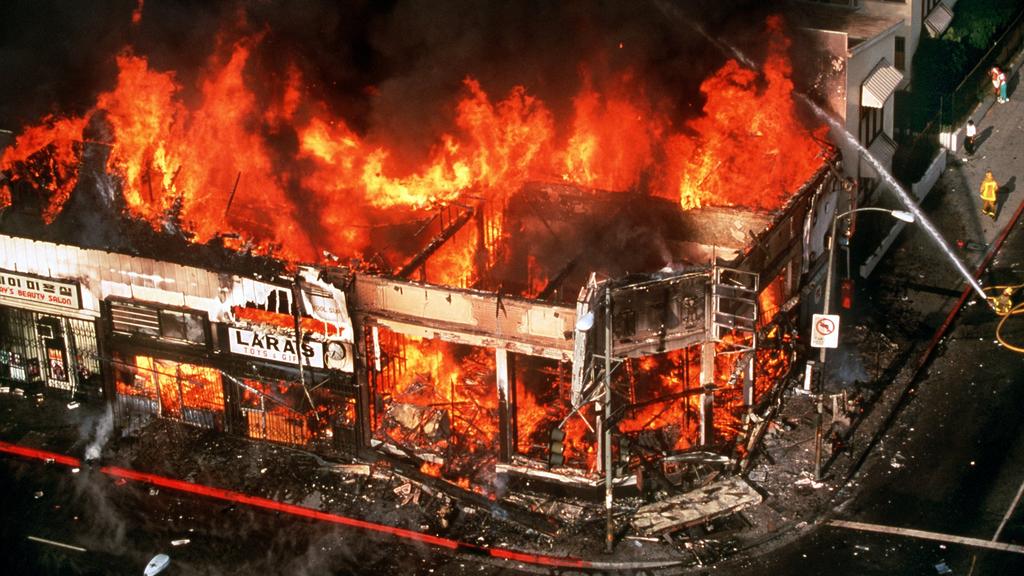 Unruhen in Los nach dem Rodney King Prozess: Bürgerkriegsähnliche Zustände