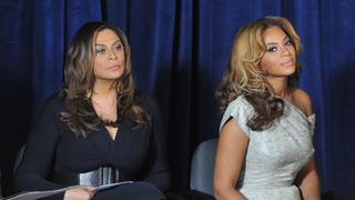  Beyonce Knowles R and Tina Knowles  Beyonce Knowles AT COSMETOLOGY CENTER GRAND OPENING AT PHOENIX HOUSE IN BROOKLYN, New York PUBLICATIONxNOTxINxUSAxUK NYpixs/PicturePerfect