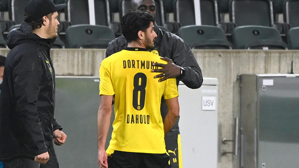 Soccer Football - DFB Cup - Quarter Final - Borussia Moenchengladbach v Borussia Dortmund - Borussia-Park, Moenchengladbach, Germany - March 2, 2021 Borussia Dortmund's Mahmoud Dahoud after being sent off Pool via REUTERS/Ina Fassbender DFB regulati