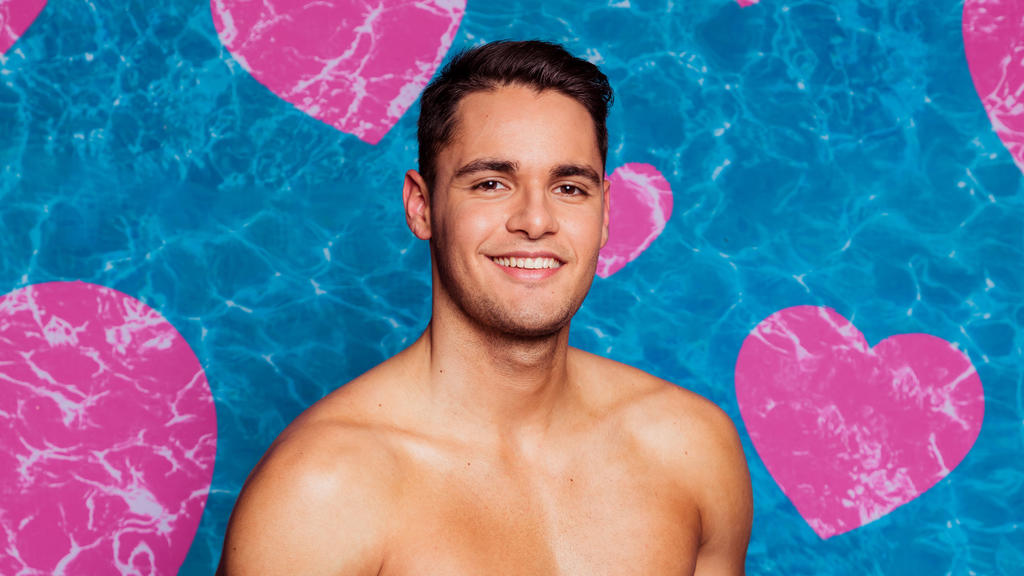 BRENO (21), Berlin