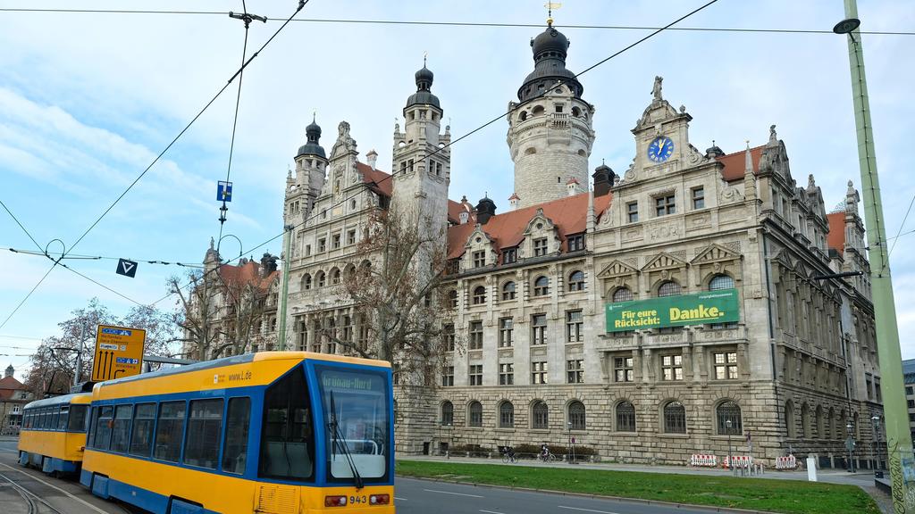 Im Neuen Rathaus in Leipzig beschäftigt ein Antrag der Freibeuter die Beamten.
