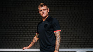  Toni Kroos - Präsentation Nationaltrikot des DFB Teams *** Presentation of the national jersey of the DFB team Poolfoto ,EDITORIAL USE ONLY