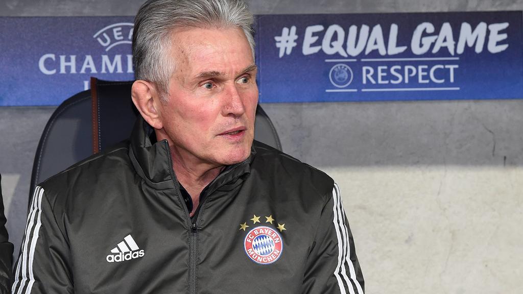 Bilder des Tages - SPORT Fußball Champions League Gruppenphase 6. Spieltag FC Bayern München - Paris Saint-Germain am 05.12.2017 in der Allianz Arena in München Jupp Heynckes Cheftrainer München *** Soccer Champions League Group Stage 6 Gameday FC