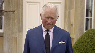 10.04.2021, Großbritannien, Gloucestershire: Das Standbild aus einem Video zeigt Prinz Charles, der zu den Medien spricht und seinem Vater Tribut zollt. Der Ehemann der britischen Königin Elizabeth II. ist im Alter von 99 Jahren gestorben. Das teilte der Buckingham-Palast am 09.04.2021 in London mit. Foto: Uncredited/UK POOL/AP/dpa +++ dpa-Bildfunk +++
