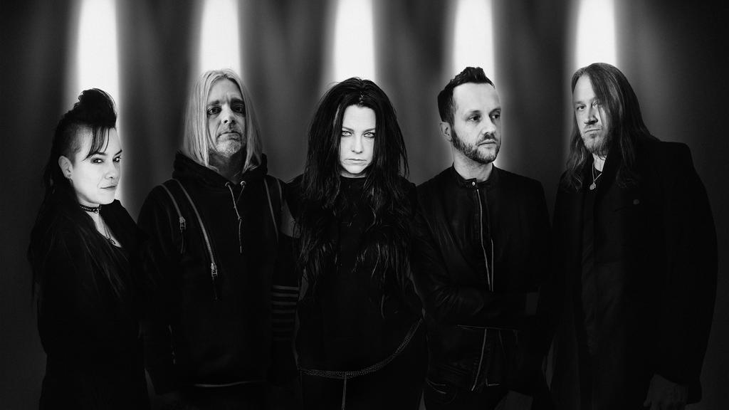 Evanescence (v.l.): Jen Majura, Will Hunt, Amy Lee, Tim McCord, Troy McLawhorn