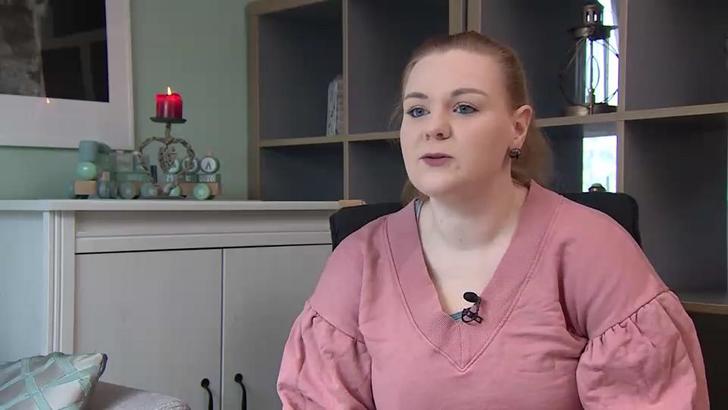 Cindy hat unterschiedlich große Brüste: Ich fühle mich Cindy hat unterschiedlich große Brüste: Ich fühle mich