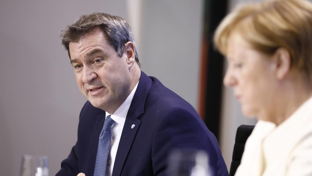 Markus Söder, Bayerischer Ministerpräsident, Bundeskanzlerin Angela Merkel, Deutschland, Berlin, Bundeskanzleramt, Gemeinsame Presseunterrichtung nach der Videokonferenz der BKin mit den Regierungschefinnen und Regierungschefs der Länder im Zusammen