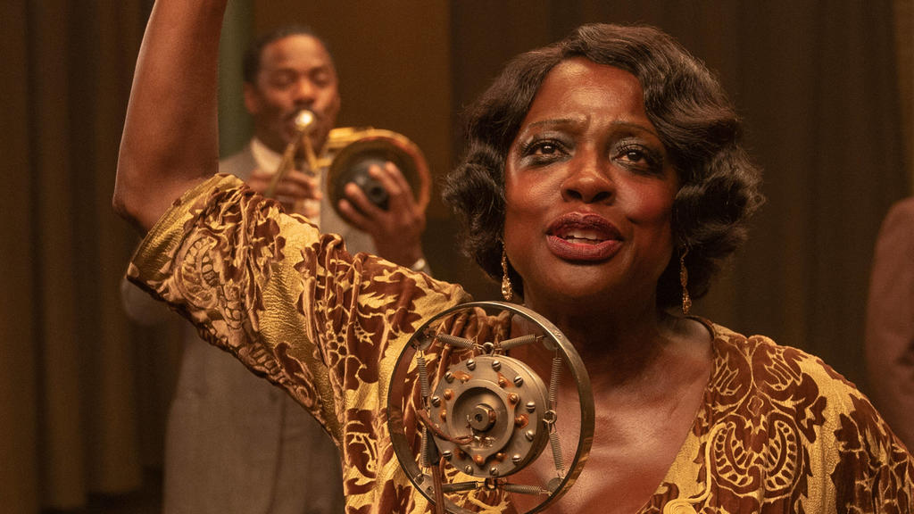 RELEASE DATE: December 18, 2020 TITLE: Ma Rainey s Black Bottom STUDIO: DIRECTOR: George C. WolfePLOT: Chicago, 1927. A recording session. Tensions rise between Ma Rainey, her ambitious horn player and the white management determined to control the u