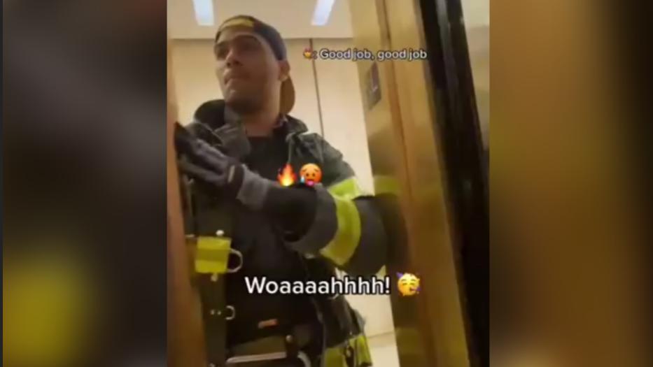 Ganz TikTok suchte diesen Mann: Dave Bliss, ein Feuerwehrmann aus New York.